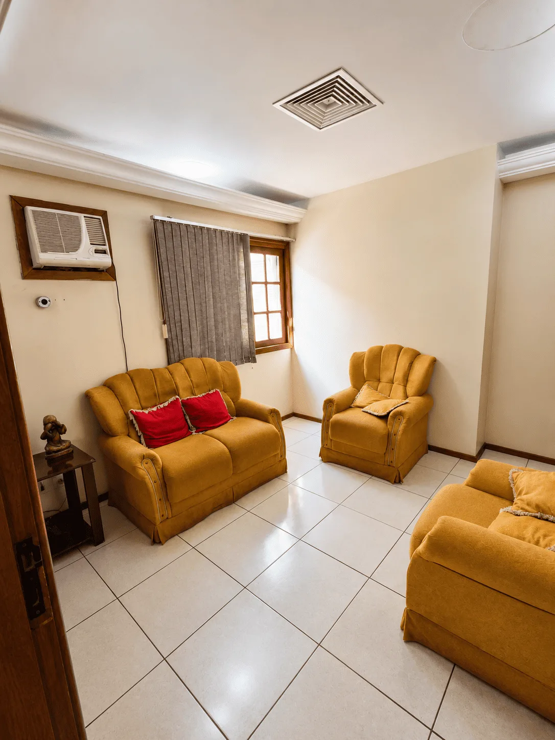 Sala de espera confortável da VIP Massagens